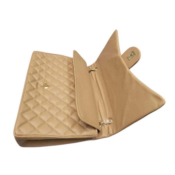 Bolso de hombro Chanel, herraje dorado, beige - Imagen 5