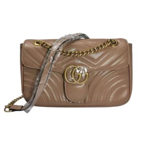 Bolso de hombro mediano Gucci Marmont, beige